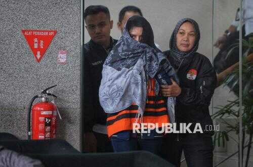 KPK Investigates Role of Husband and Son of Pekalongan Regent in Outsourcing Procurement Case