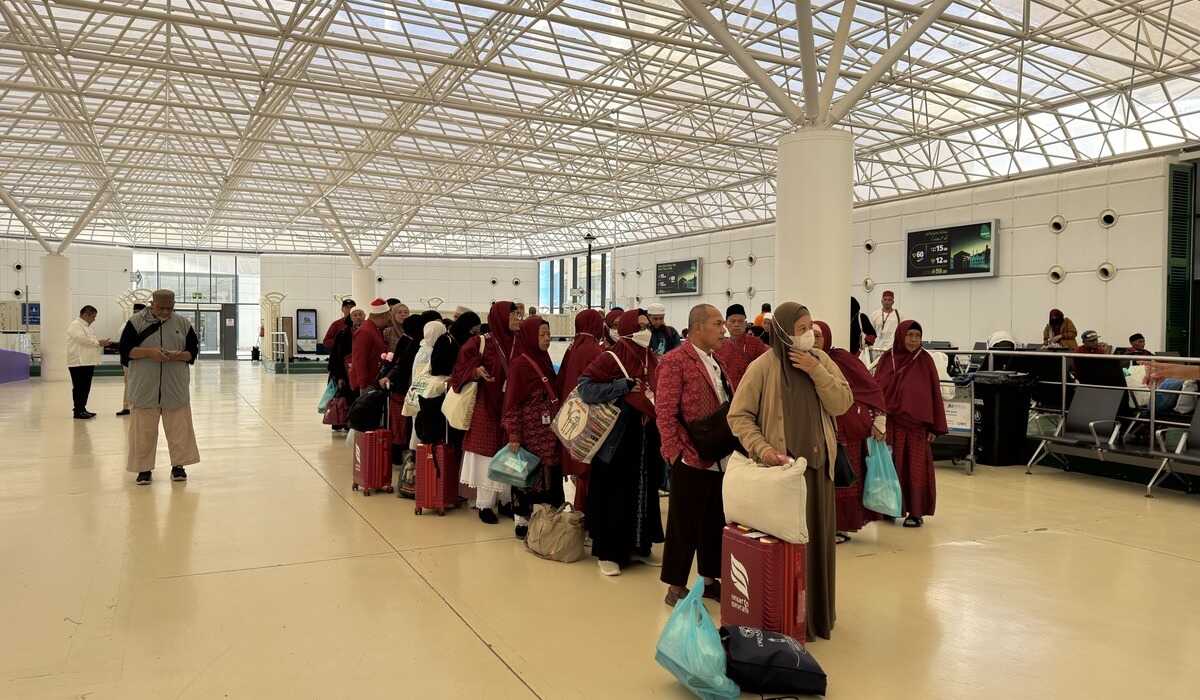 10,060 Umrah Pilgrims Repatriated to Home Country Amid Middle East Conflict