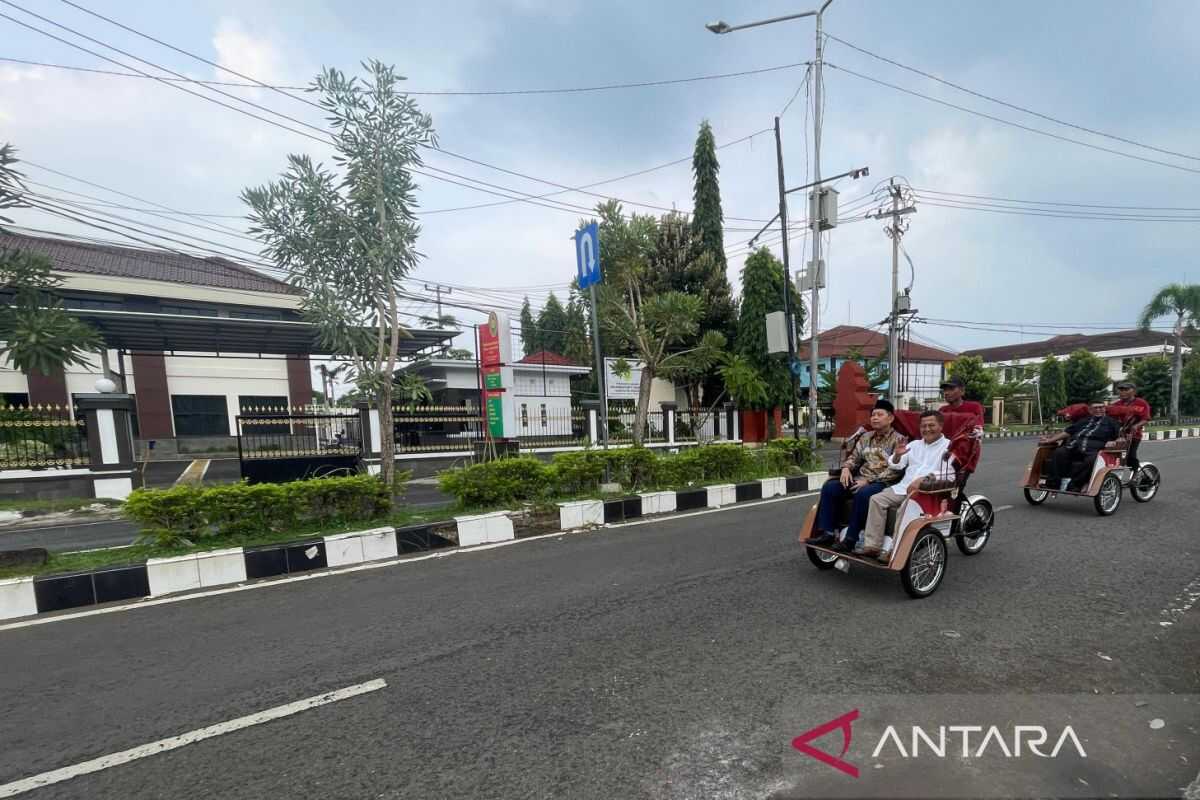 Cirebon Regency Government prioritises repair of 16 alternative Lebaran routes