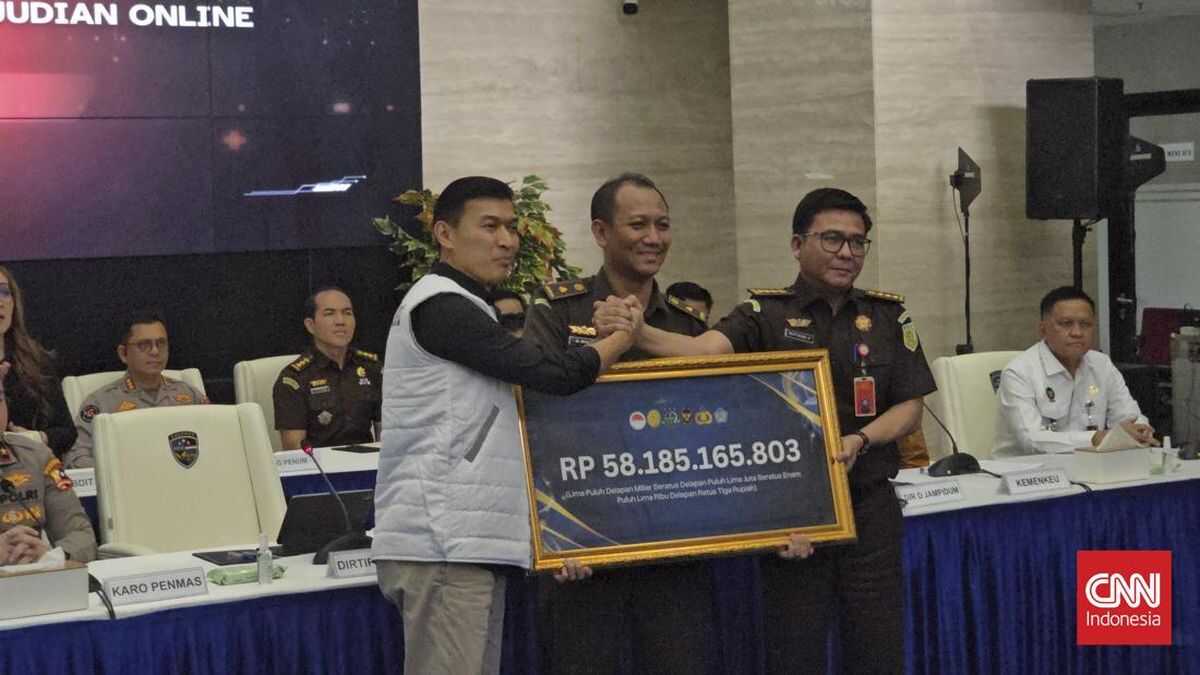Bareskrim Hands Over Rp58 Billion Seized from Online Gambling Money Laundering to the State