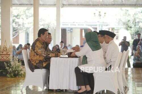 Sultan HB X Pays Zakat, Baznas Guarantees Allocation According to the Eight Asnaf, Not for MBG