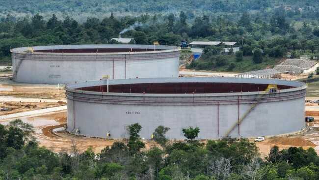 Indonesia to Build New Oil Storage Tanks; Who Are the Investors?