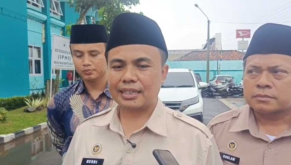 Middle East Conflict: Cianjur Hajj and Umrah Office Urges Travel Agencies to Postpone Umrah Departures