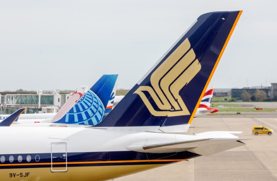 Singapore Airlines Apologises Over Passenger’s Missing Luggage