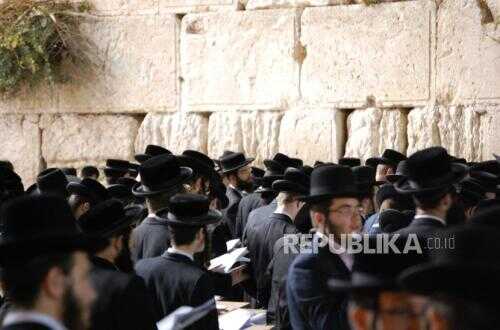 Differences between the People of the Book, Bani Isra'il, and Jews