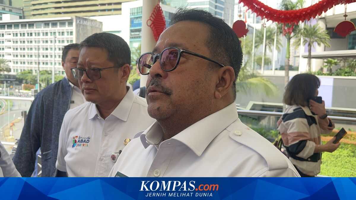 Rano Karno Recounts Mecca Atmosphere as Iran–Israel Tensions Intensify After Umrah Return