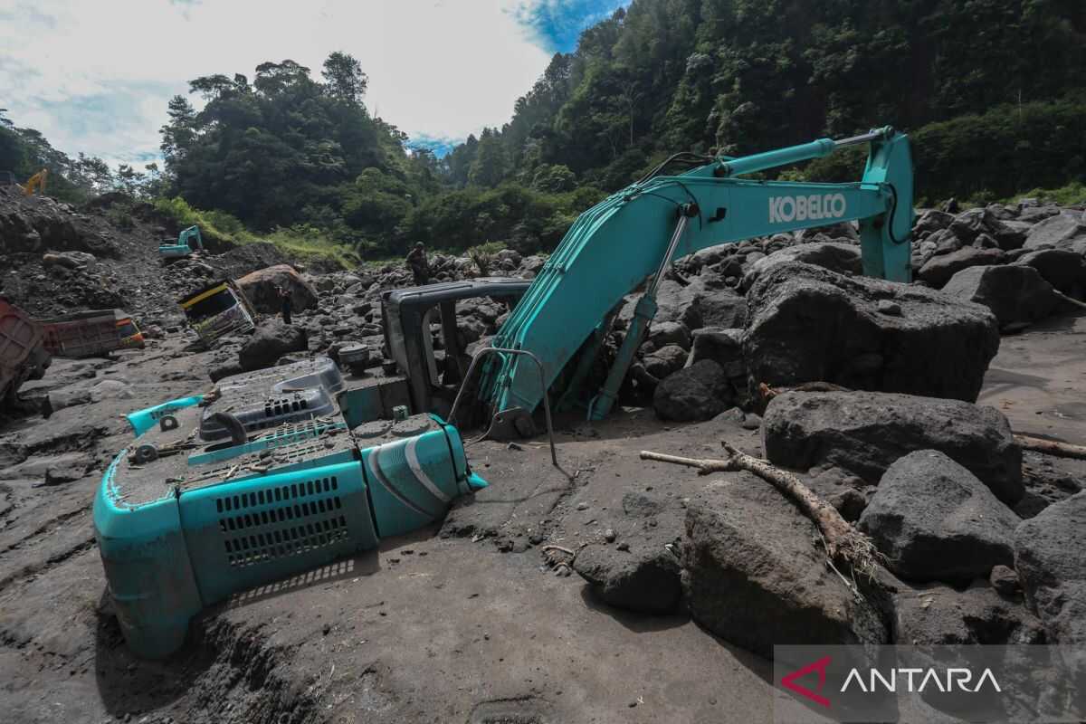 Search resumes as Merapi volcanic mudflows recede in Central Java
