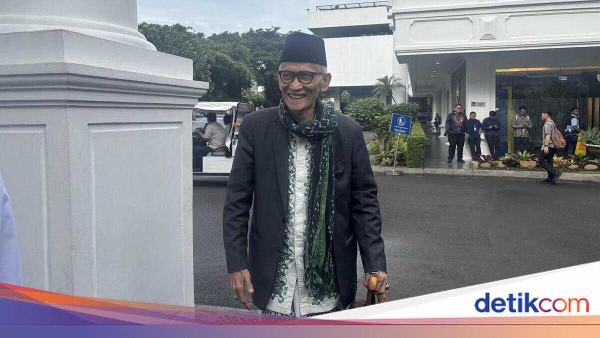 Islamic Organisation Leaders Arrive at the Istana Ahead of Iftar With Prabowo