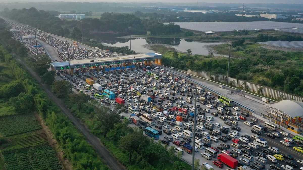 Two Peak Mudik Traffic Waves Predicted for 14–15 and 18–19 March 2026