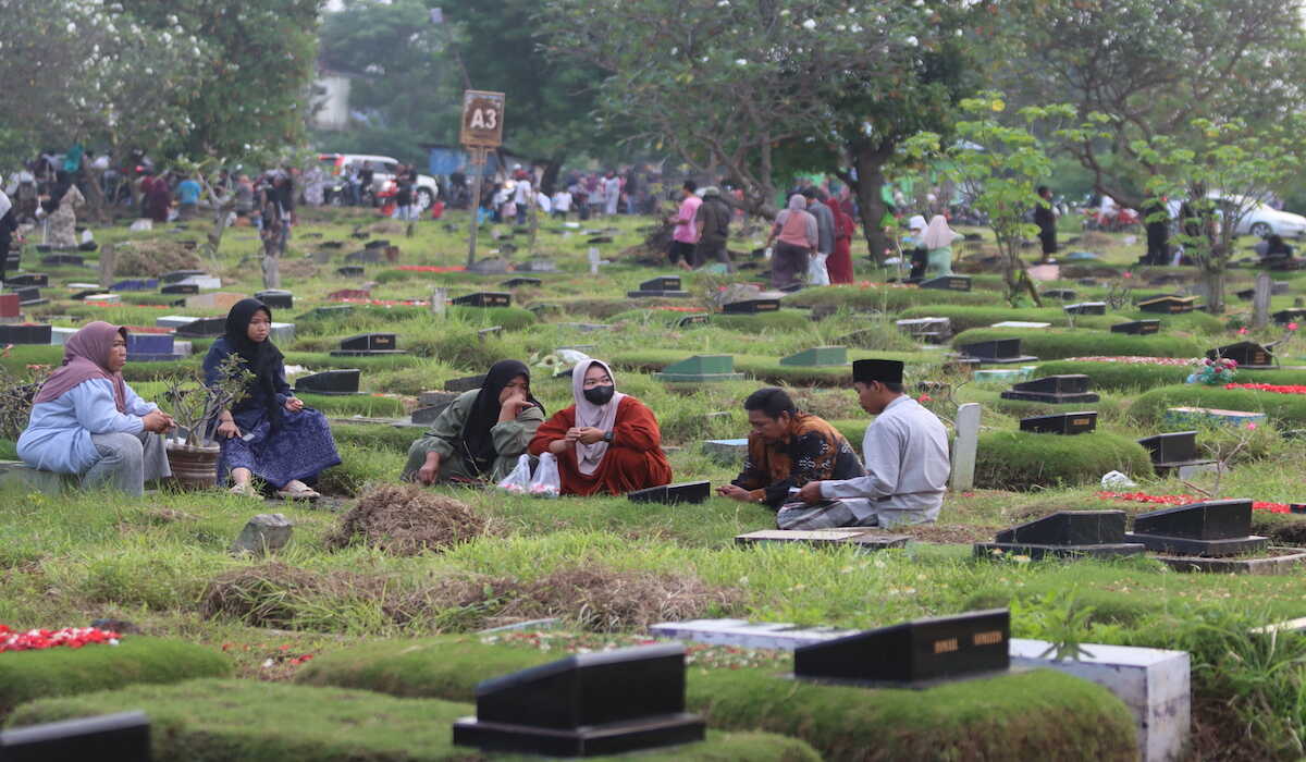 Jakarta Provincial Government Provides Free Funeral Services at 82 Public Cemeteries in Jakarta
