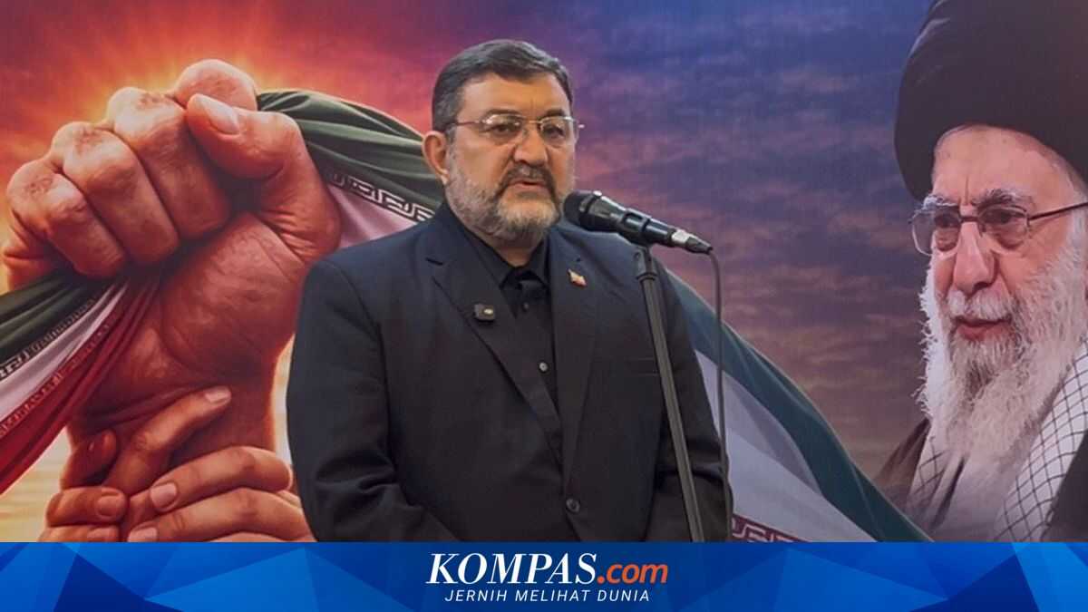 Iranian Ambassador: Strait of Hormuz Is Not Closed
