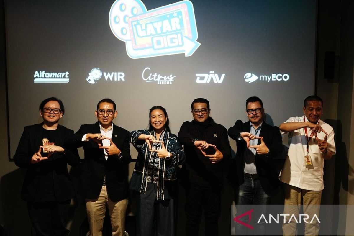 Fadli Zon hails the arrival of micro cinemas to support film distribution