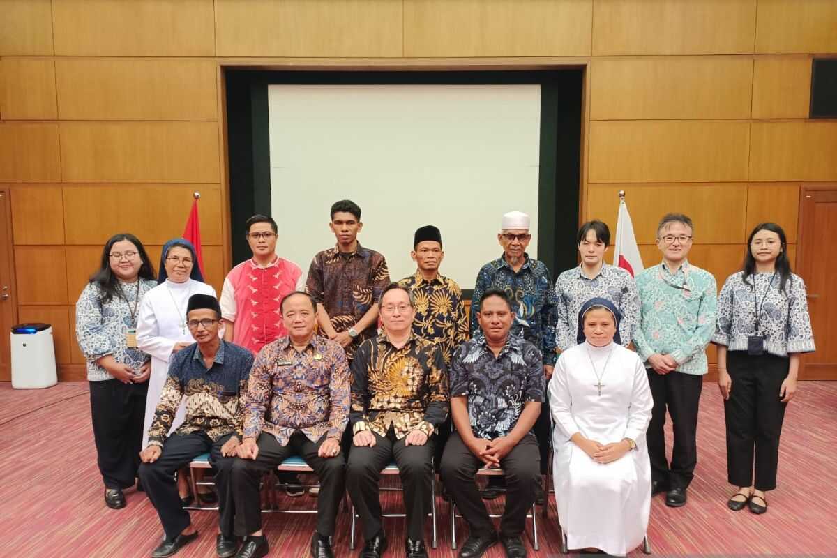 Japan signs Rp2,6 billion Grassroots Grant for Human Security projects in Indonesia