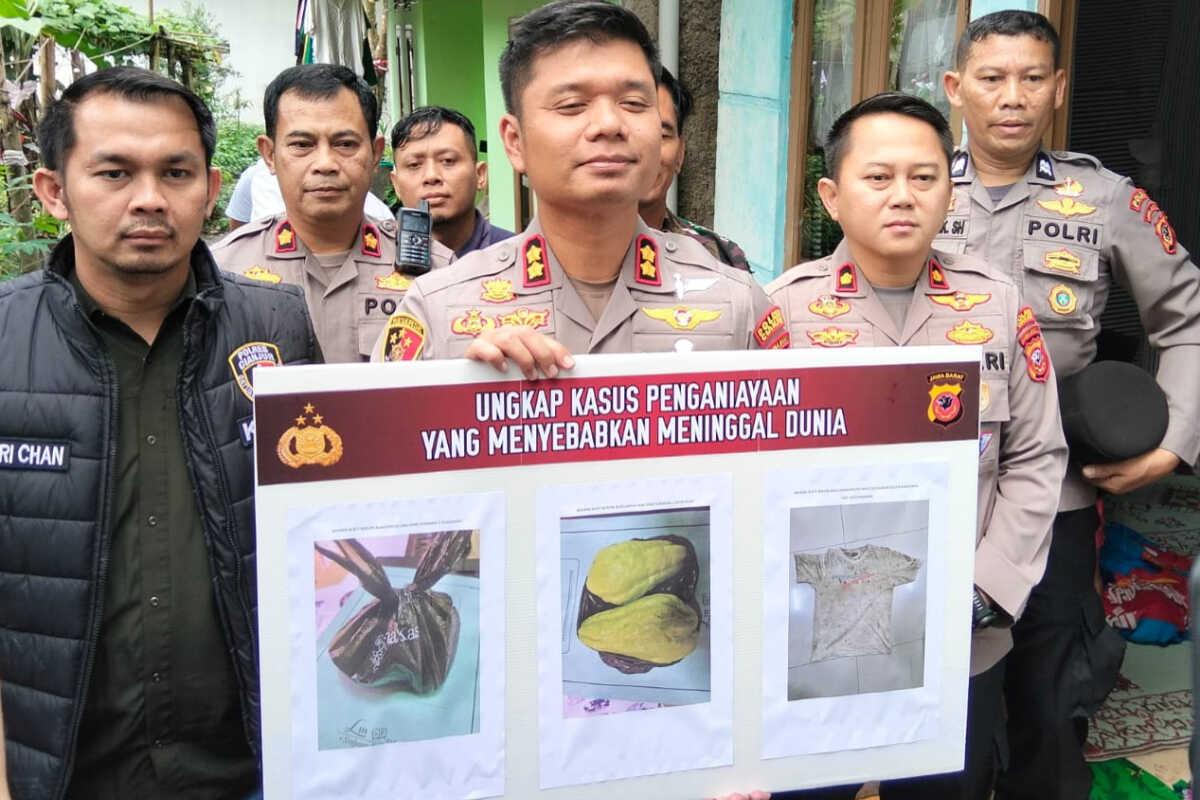 Police Arrest Elderly Murder Suspect Allegedly Stealing Two Chayotes in Cianjur