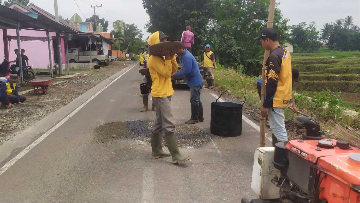 Majalengka Road Repairs Targeted for Completion Before the Mudik Exodus