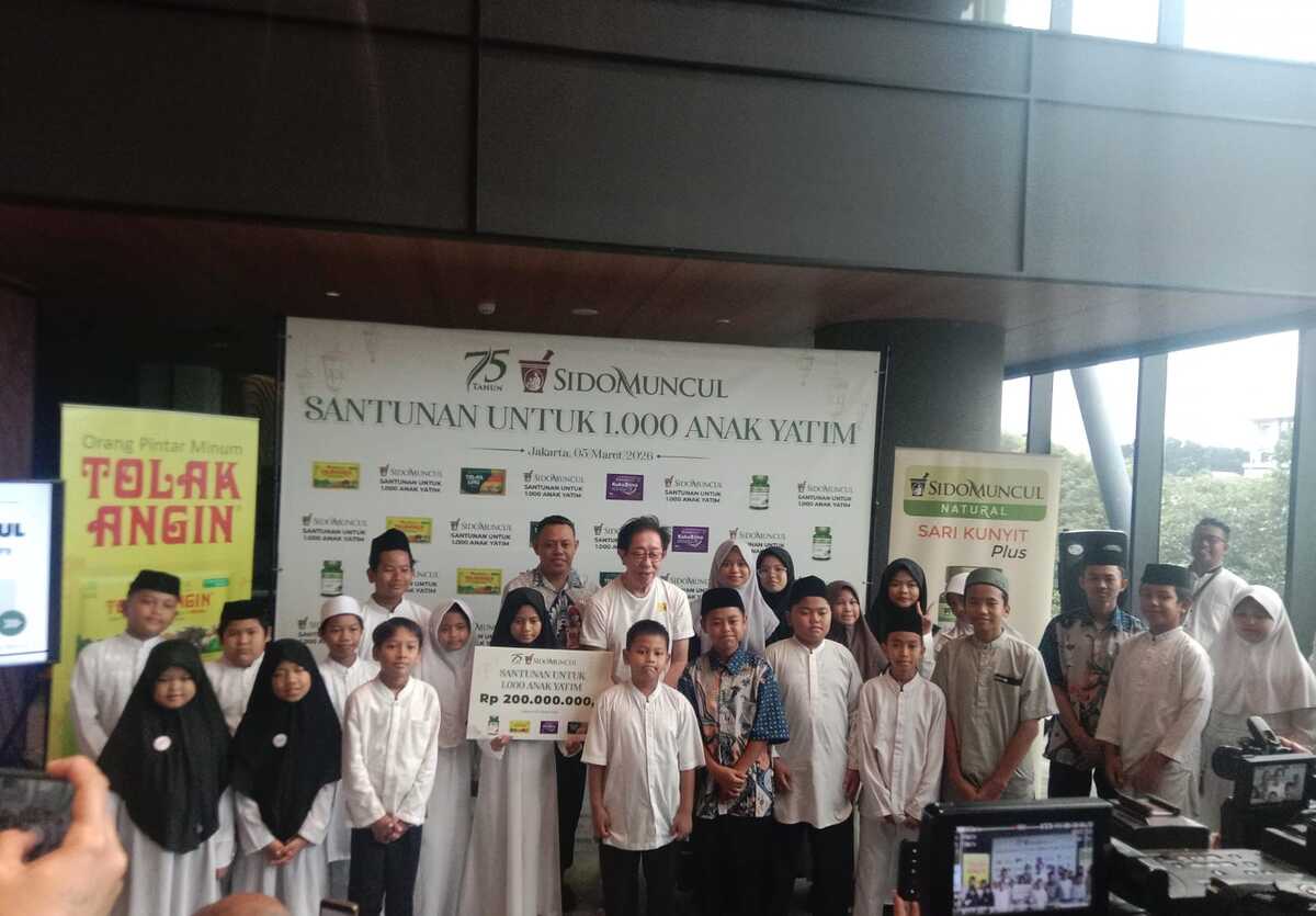 Jamu Producer Shares Blessings with 1,000 Orphans