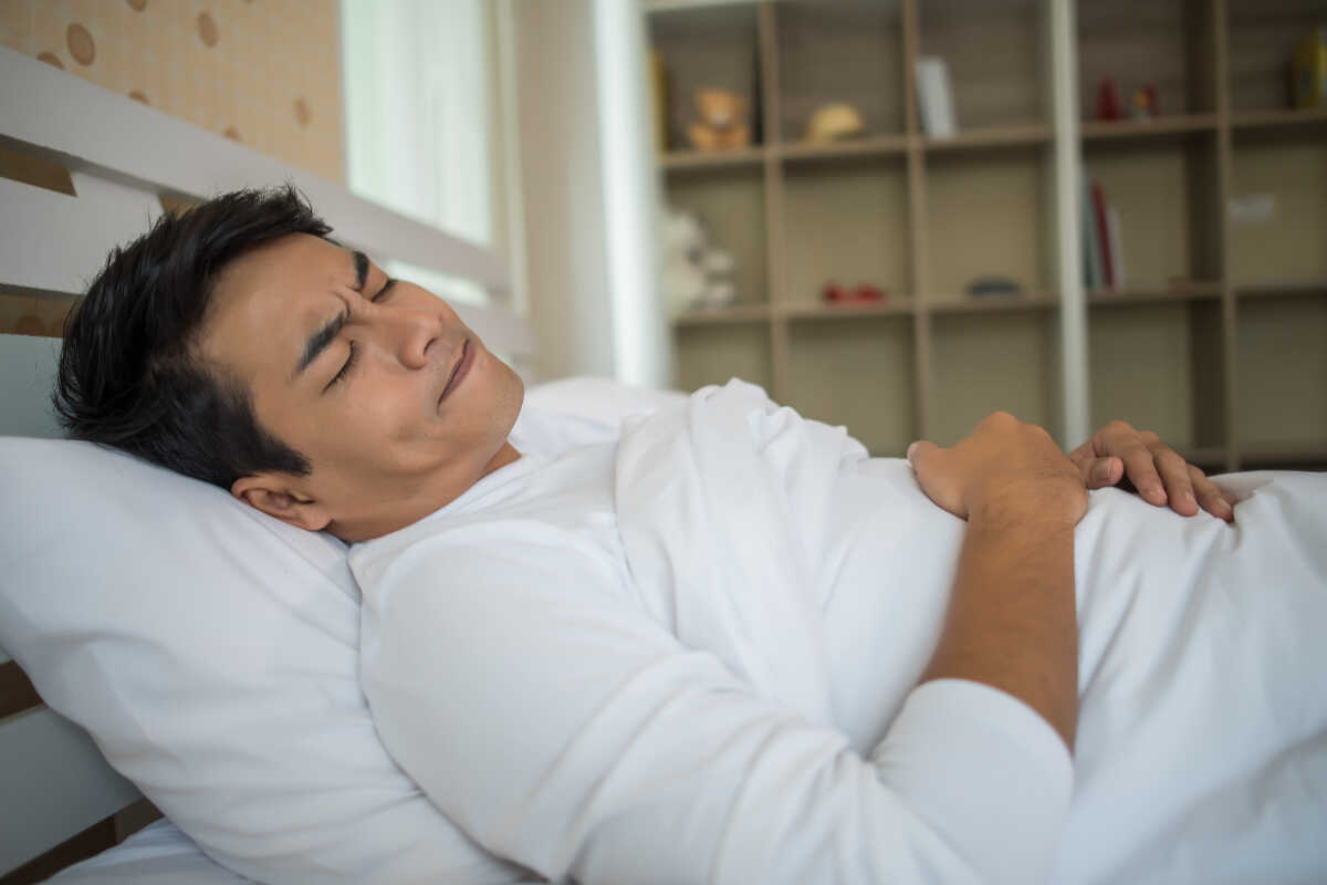 Twelve Dangers of Sleeping Immediately After Eating