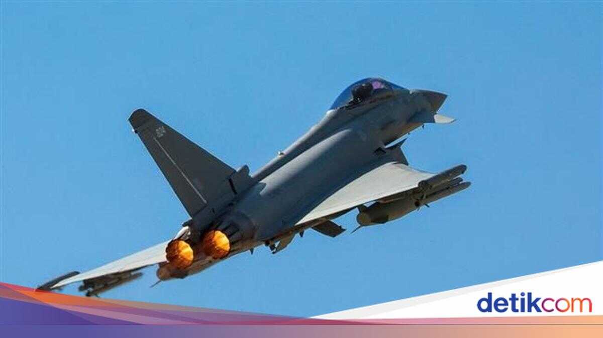 British Typhoon Fighter Jets Deployed to Qatar
