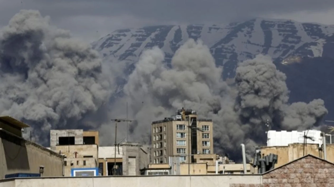 Global Markets Tremble as Asia-Pacific Stock Exchanges Fall After Global Oil Prices Jump