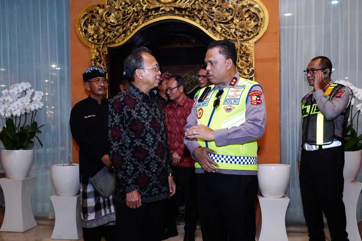 Kakorlantas Ensures Ketupat Operation Readiness Through Meeting with Bali Governor
