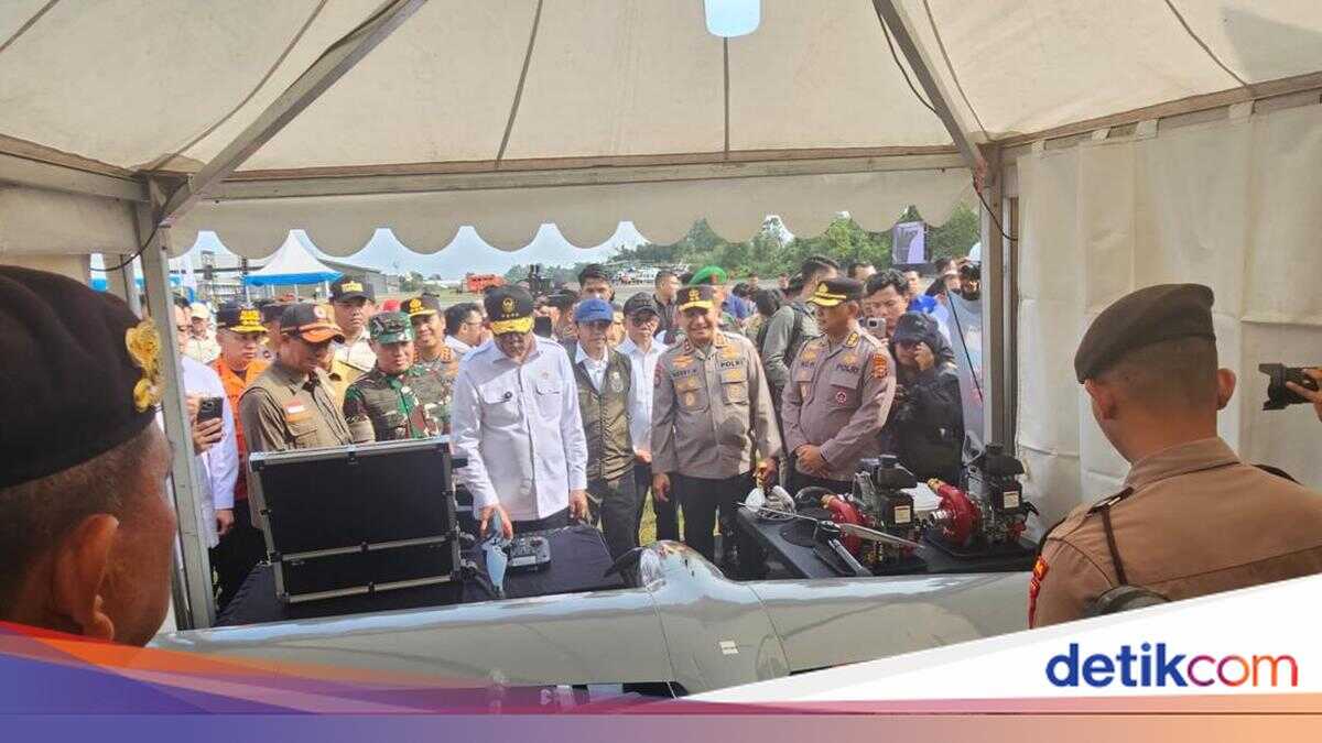 Riau Police Deploy Drones to Monitor Hotspots Ahead of Forest and Land Fires