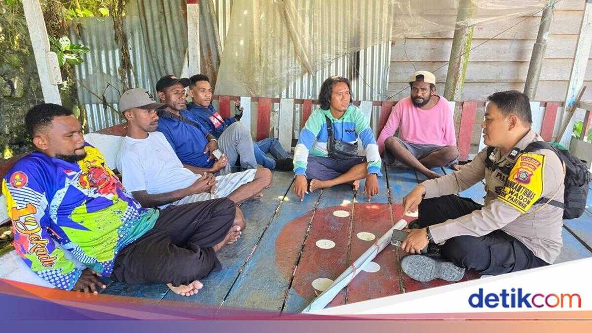 Residents' testimony about Aiptu Harmanto rejecting bribes and becoming a problem solver