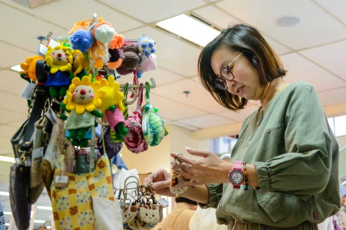 Kemenekraf Turns DWP Creative Bazaar into a Showcase for Local Products