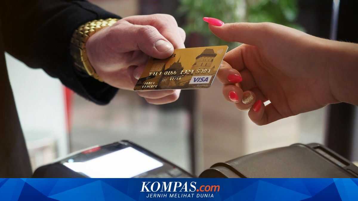 23 Banks Required to Report Credit Card Transactions to the Directorate General of Taxes, Experts Warn of Potential Risks