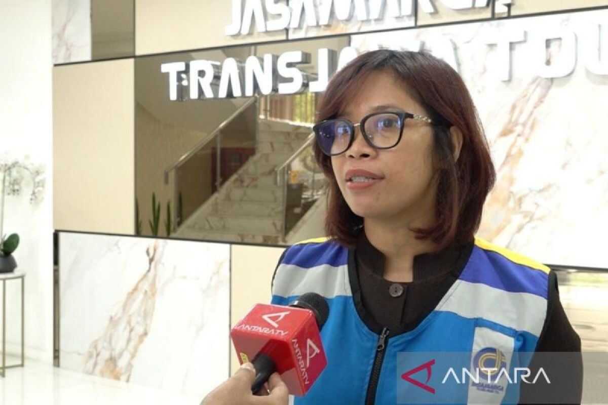 JTT halts non-pothole repair work on the Jakarta-Cikampek Toll Road on 11 March