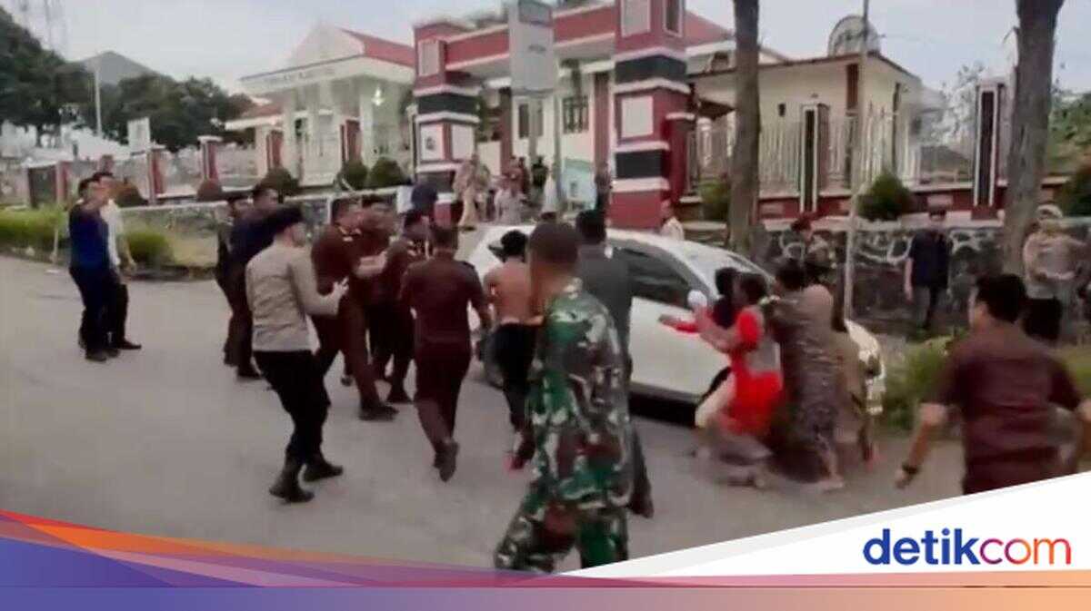 Detainee in Jambi escapes with family’s help after trial; officers attacked
