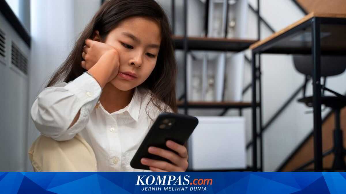 Under-16 Accounts on YouTube, TikTok, and Roblox Officially Blocked From March 28