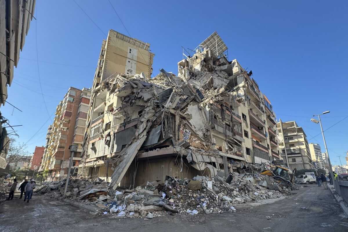 Israeli air strikes hit southern Beirut after evacuation warning