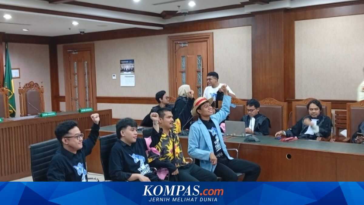 Verdict Hearing in Delpedro et al. Case: Defendant Wears a 'One Piece' Straw Hat