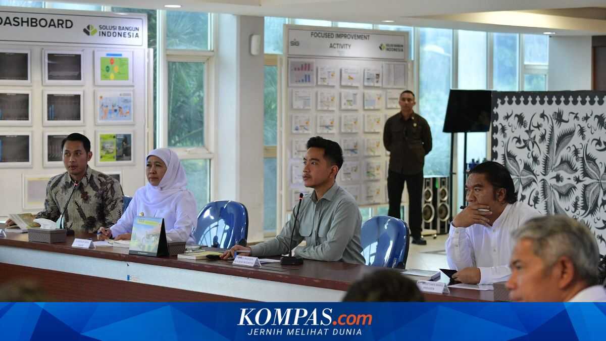 Gibran Chairs Flood-Response Coordination in Tuban, Orders Immediate Restoration of Public Facilities