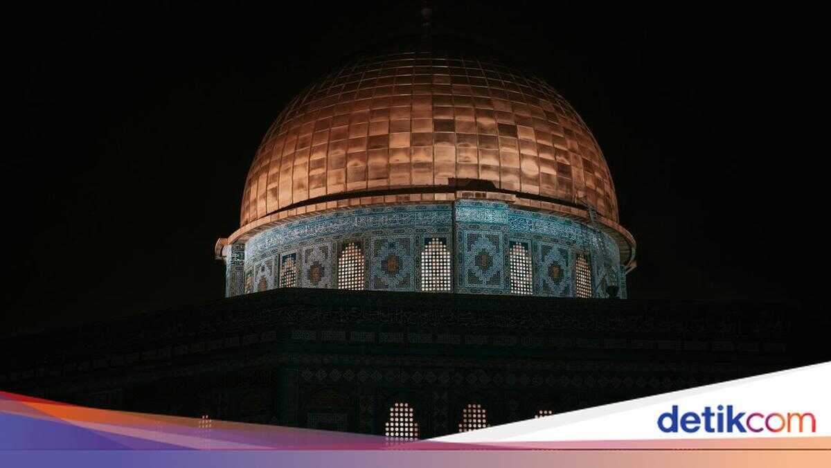 33 Greeting Messages for Nuzulul Quran 2026 and Its Pantuns