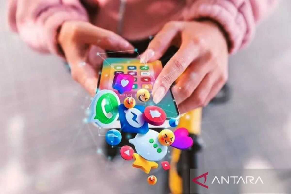 President Macron welcomes Indonesia's move to restrict social media for under-16s