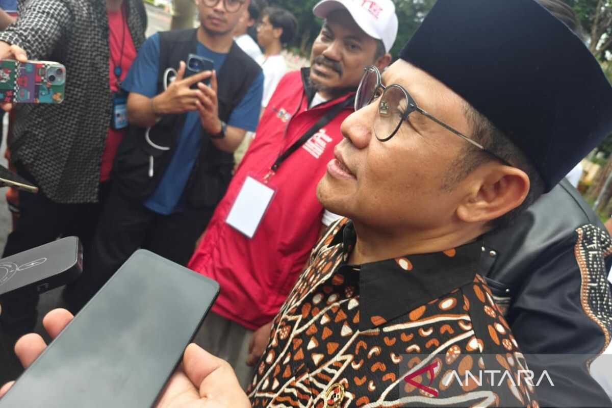 Coordinating Minister for Community Empowerment: Indonesia's diplomacy in global conflicts for the national interest