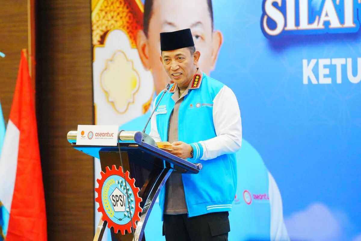 Indonesian National Police Chief Calls on Workers to Unite to Realise Indonesia's Golden 2045