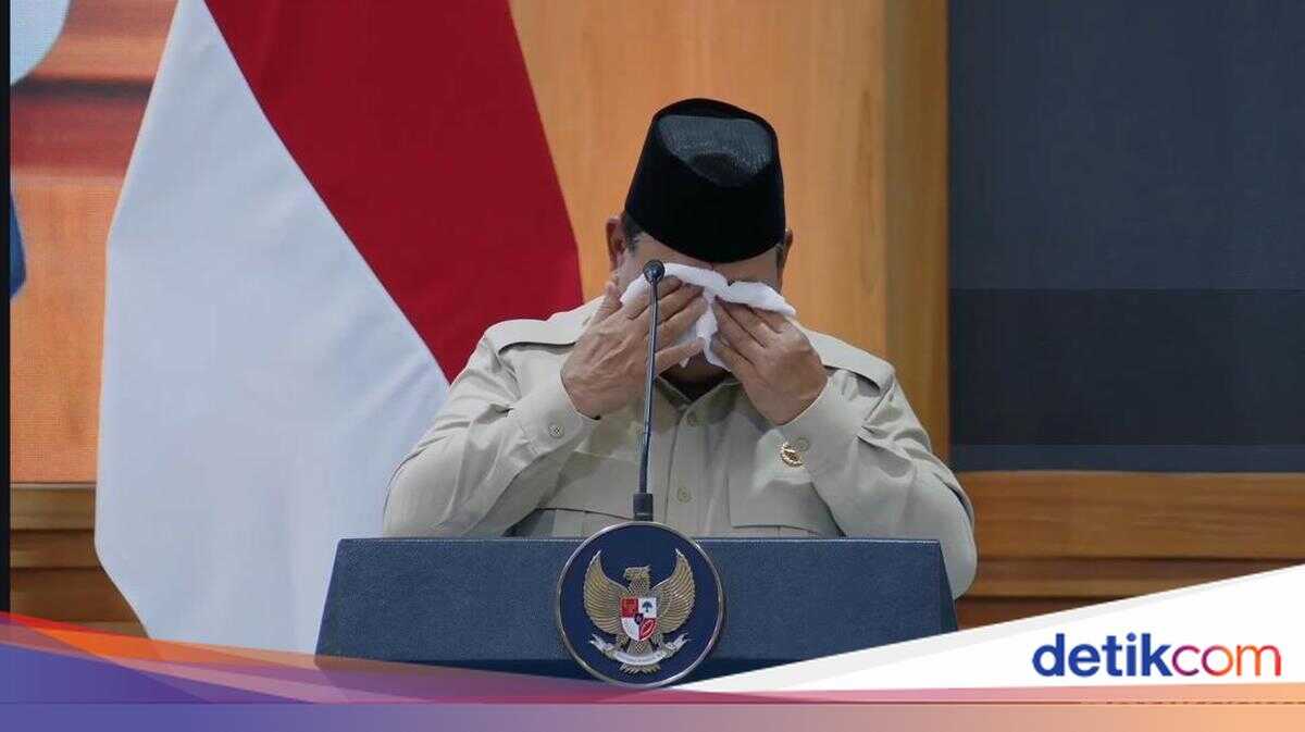 Prabowo's Tearful Moment as He Praises Baznas for Channeling Indonesia's Aid to Palestine