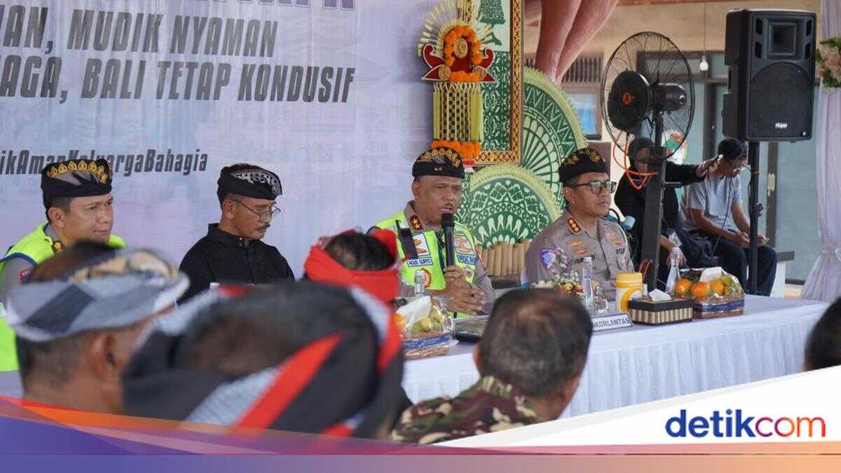 Polri Traffic Corps Chief Attends Polantas Menyapa Event in Gianyar