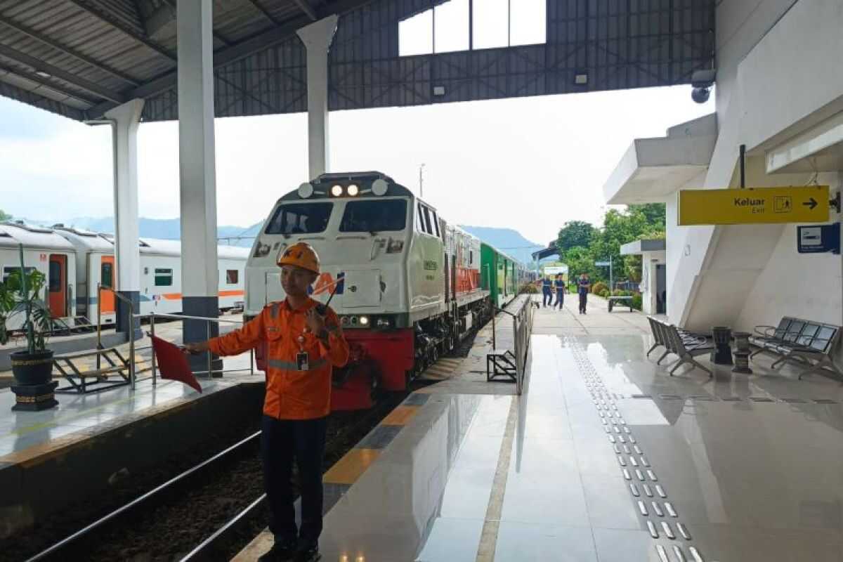 KA Blambangan Ekspres departs on time after accident
