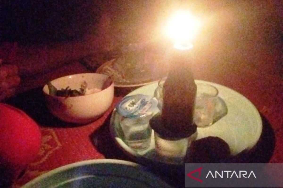 Flood victims in Nagan Raya endure Ramadan without electricity