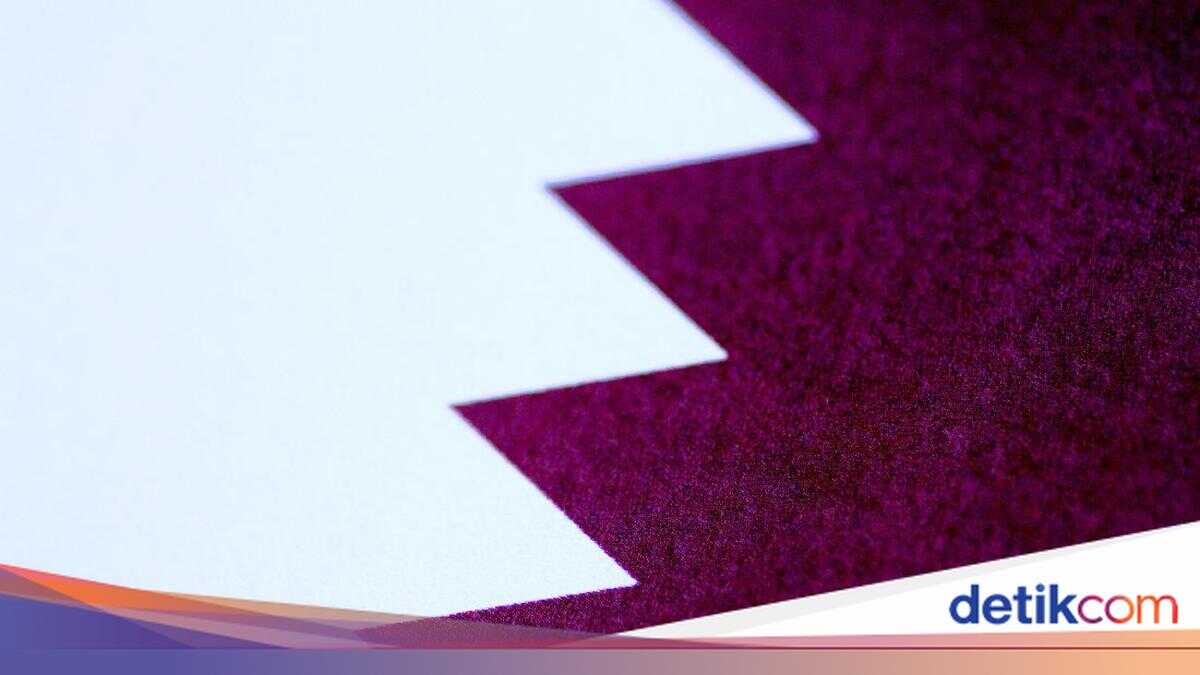 Qatar Reopens Part of Its Airspace