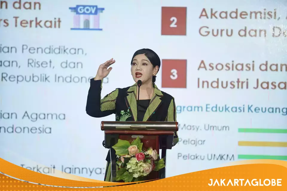 OJK Reassures Markets as Fitch Revises Indonesia Outlook to Negative - Jakarta Globe