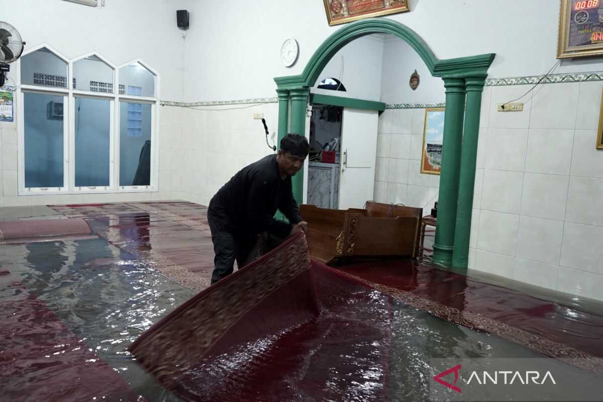 Weather in major Indonesian cities generally forecast to bring rain