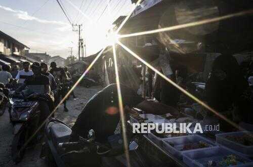 Four Months After the Flood, Nagan Raya Refugees Still Breaking Fast Without Electricity