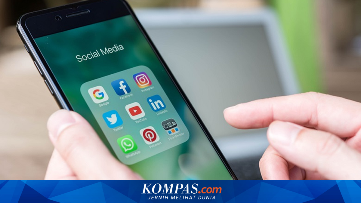 Why is the Government Restricting Access to TikTok and Roblox for Children Under 16?