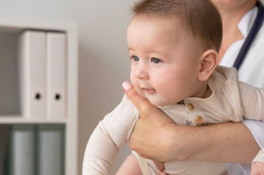 Avoid Touching Infants Indiscriminately During Idul Fitri to Prevent Measles Transmission