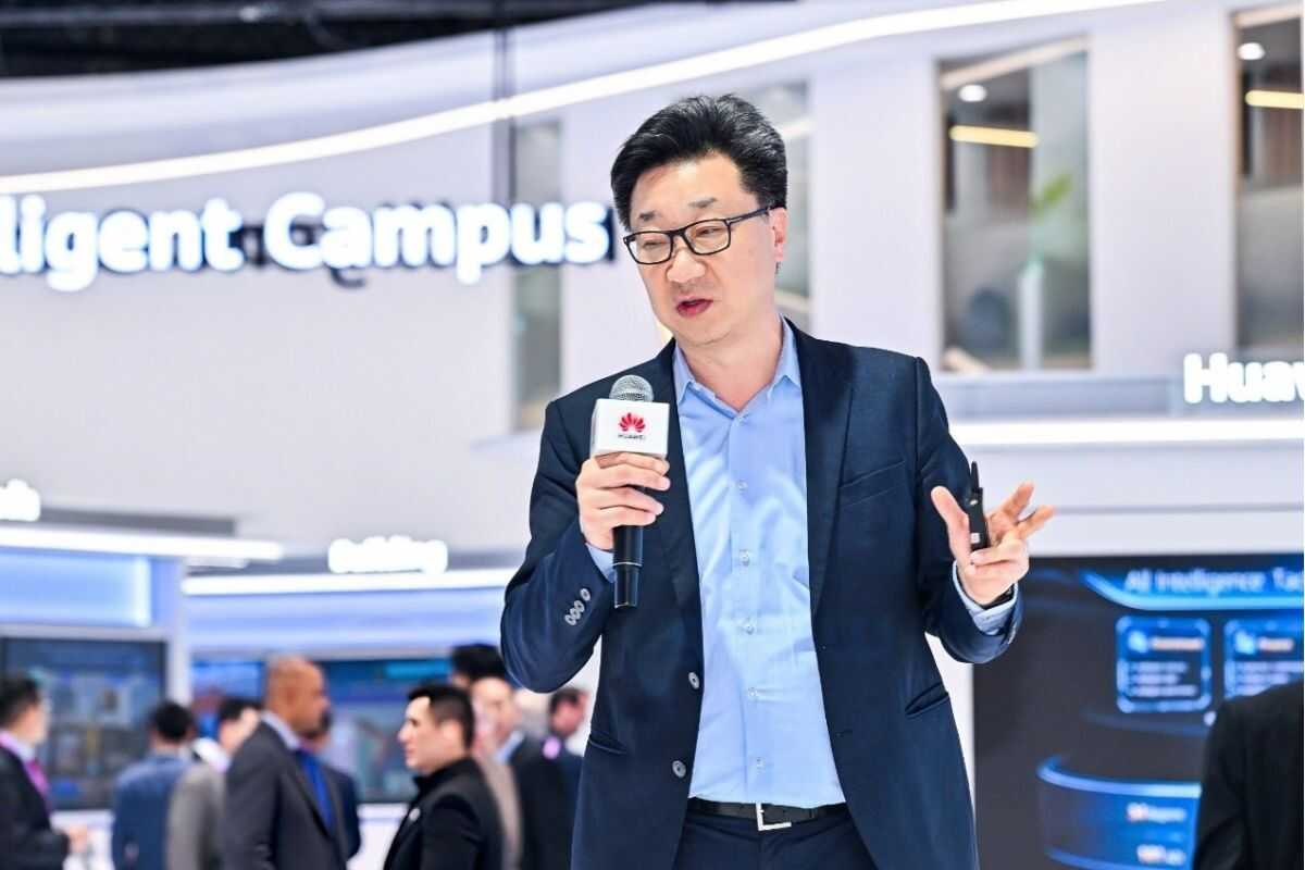 Huawei and SOLUM Launch Smart Shop-in-Shop Converged Network Solution to Accelerate Smart Technology Development in Retail