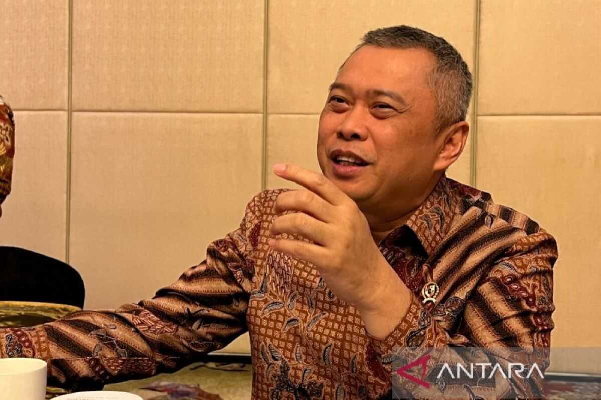 Minister of Transport: Private cars projected to dominate Lebaran 2026 transport
